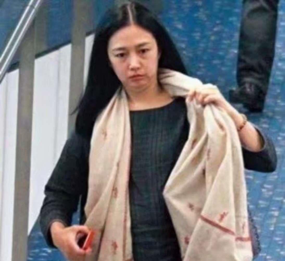 刘德华老婆朱丽倩图片 朱丽倩年轻时到底多漂亮